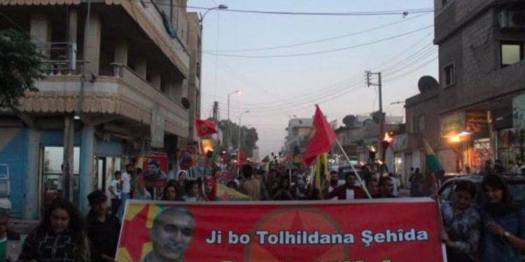 Kobanê’de işgale karşı meşaleli yürüyüş