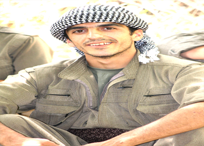 Dağlara Sevdalı Bir Gerilla: Rêbaz