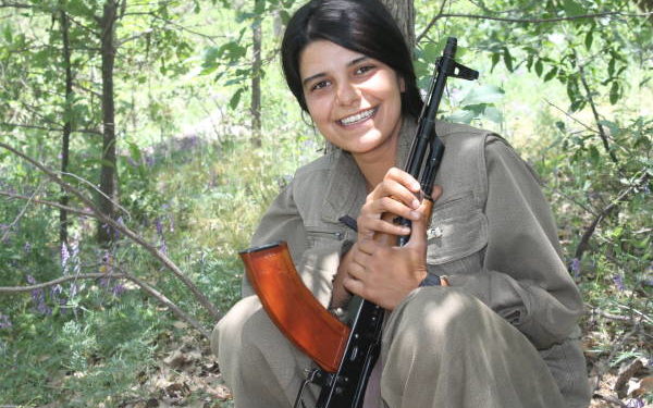 HPG, Çewlig’de şehit düşen 4 gerillayı andı