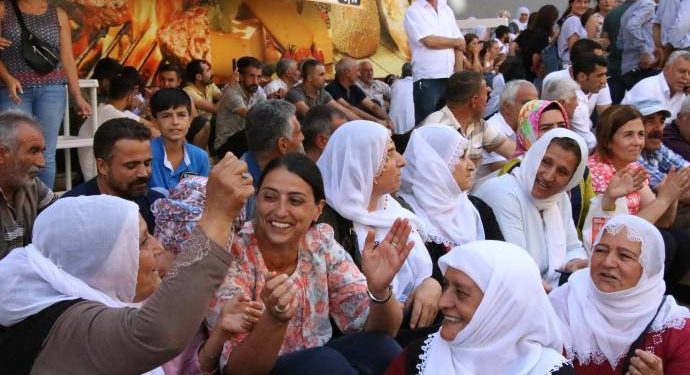 Amed’de direniş 9’uncu gününde