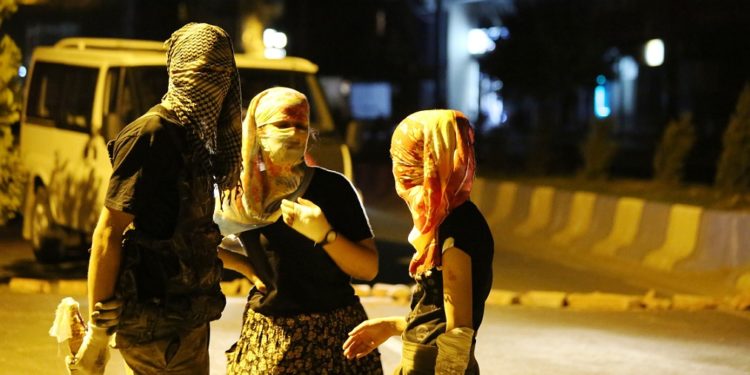 Gençlik egemenler karşısında neden örgütlenmeli