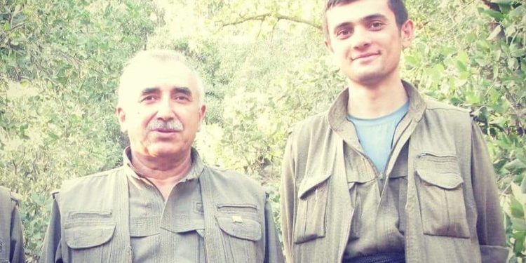 Yaşı Küçük Yüreği Büyük Devrimci