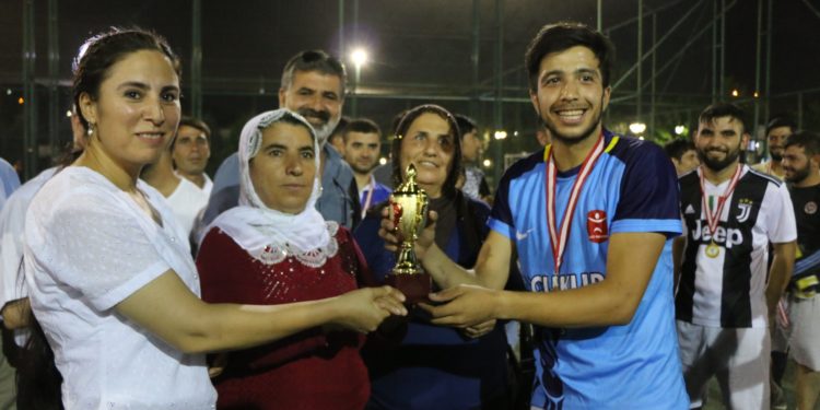Dîlok’da ‘Bağımlı olma özgür ol’ futbol turnuvasının şampiyonu belli oldu