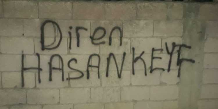 Stewrê Gençlik Meclisinden duvar yazılama eylemi