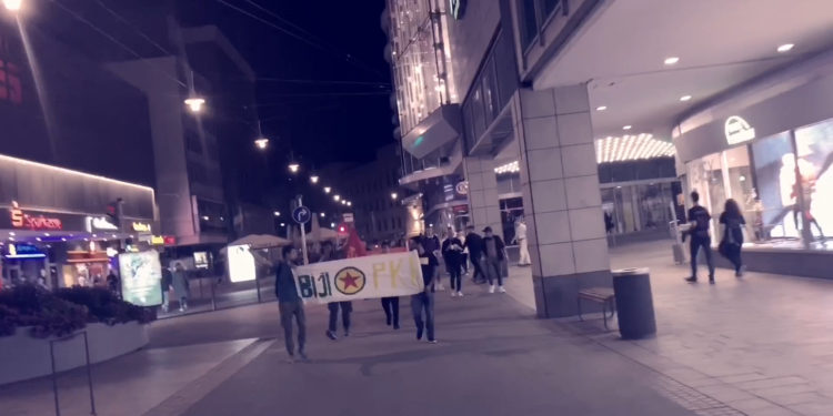 Almanya’da gençler 15 Ağustos’u sivil itaatsizlik eylemiyle kutladı