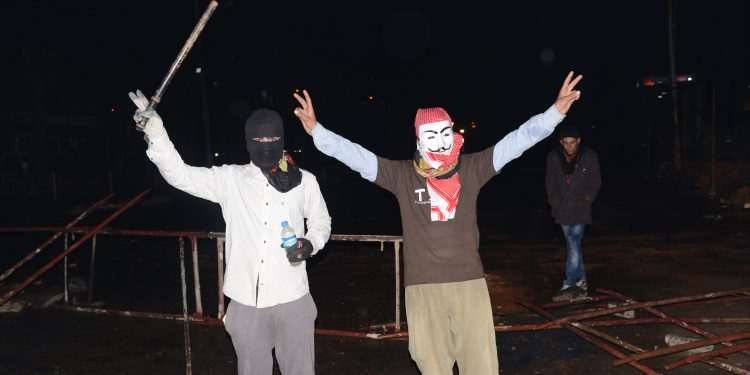 “Tecridi Kıralım, Faşizmi Yıkalım, Kürdistan’ı Özgürleştirelim”