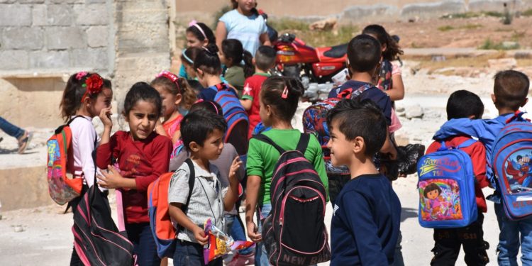 Şehba’daki öğrenciler için ilk ders zili çaldı