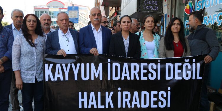 Wan’daki Demokrasi Nöbeti 27’inci gününde