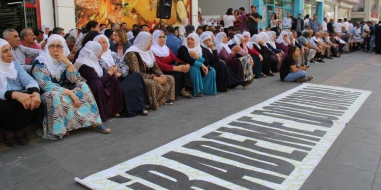 Amed’de direniş 39’uncu gününde: AKP ikiyüzlü