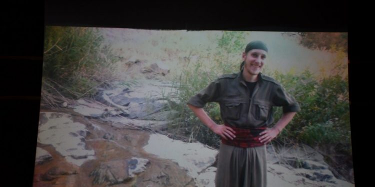 Enternasyonalist Gençler şehitleri andı