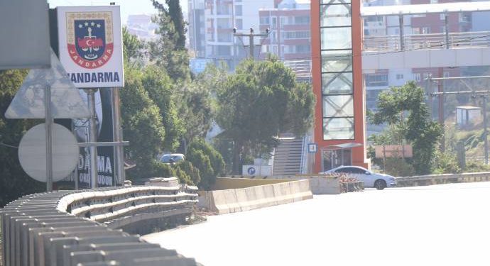 Aileler İmralı’ya gitmek için başvurdu