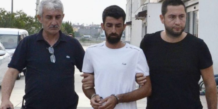 Edene’de işgalci Türk polisleri 7 yurttaşı gözaltına aldı