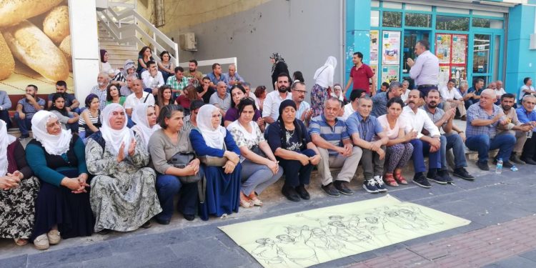 Amed’de direniş 20’nci gününde