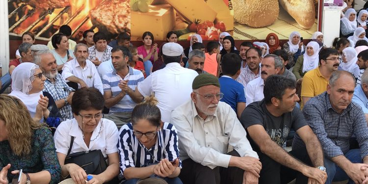 Amed’de direniş 15’inci gününde