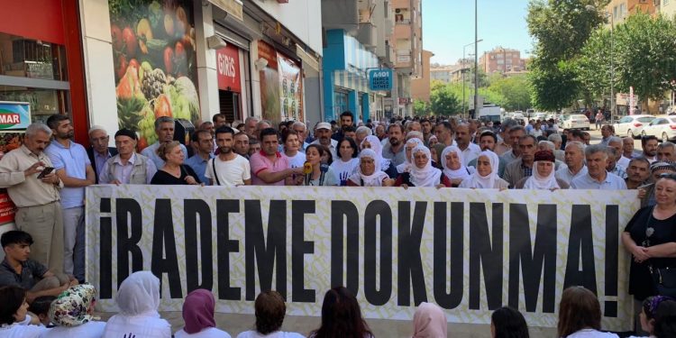 Amed’de direniş 32’nci gününde