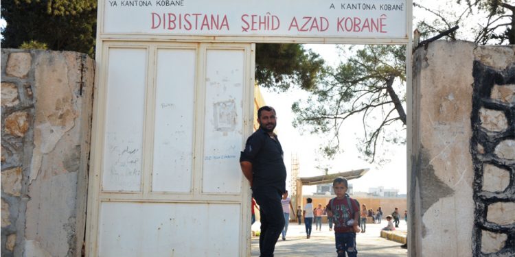 Rojava’da yeni eğitim yılının ilk zili çaldı