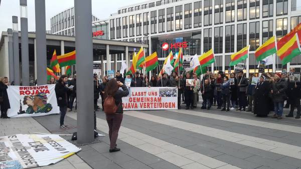 Kürdistanlılar işgal tehditlerine karşı alanlarda!