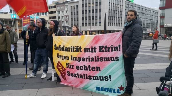 Kürdistanlılar işgal tehditlerine karşı alanlarda!