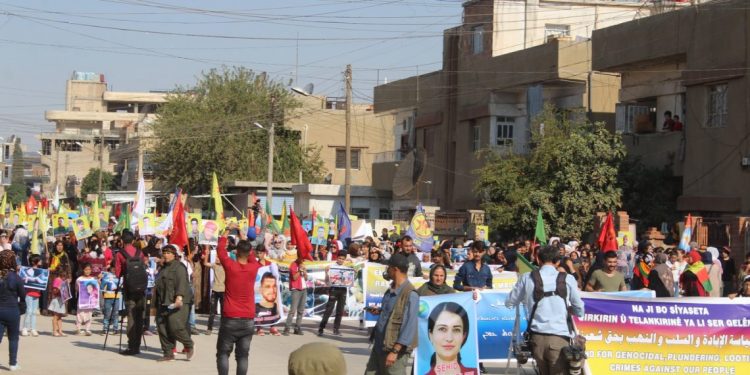 Qamişlo halkı işgal saldırılarına karşı yürüdü