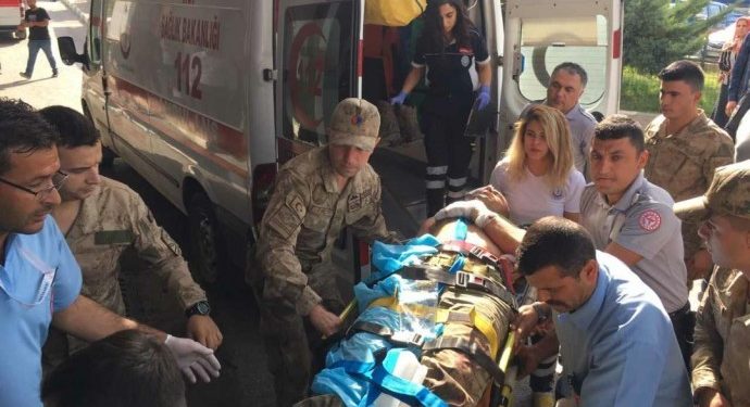 SON DAKİKA – Minbic’te 1’i teğmen 2 işgalci Türk askeri öldürüldü