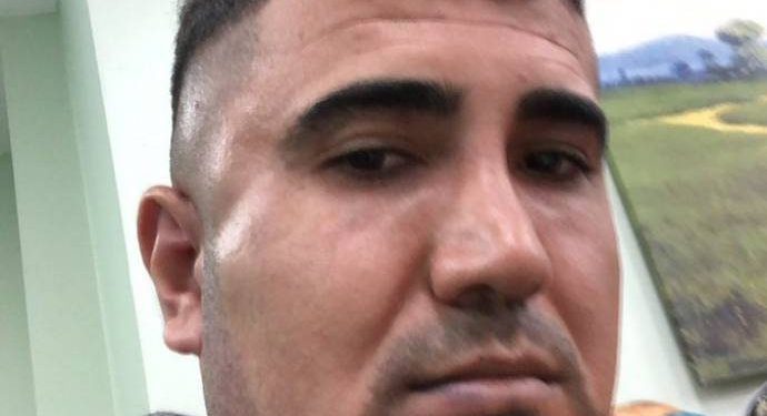 Otogarda çalışan bir Kürt genç, dört faşist Türk polisi tarafından darp edildi