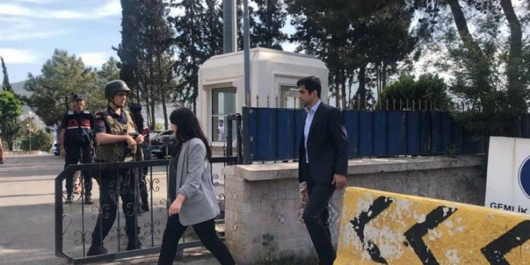 Halklar Önderi Öcalan ile görüşme başvurusu