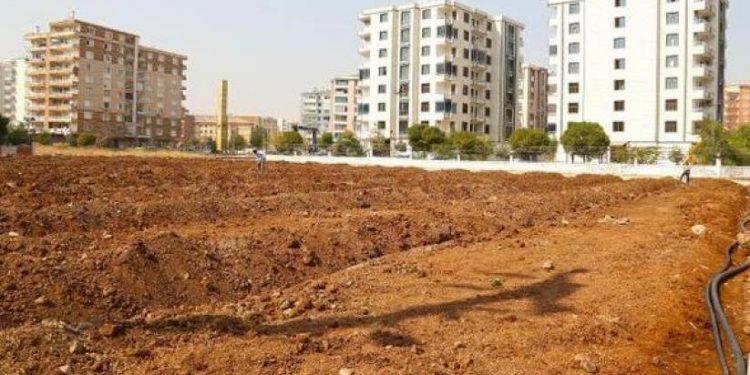 İşgalci Rezan Kaymakamlığının Ceylan Önkol ismine tahammülsüzlüğü