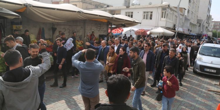 Cizîra Botan’da kayyıma karşı yürüyüş eylemi