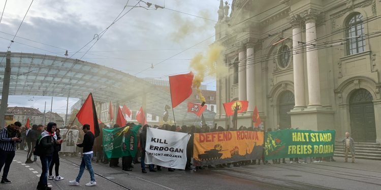 Bern’de mesaj net: Her yer Rojava, her yer direniş