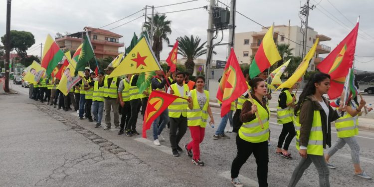 Yunanistan’da gençlerin uzun yürüyüş eylemi ikinci gününde