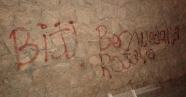 Stewrê’de işgale karşı yazılama çalışması