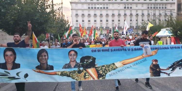 Yunanistan’da Kürdistanlılar işgale karşı yürüdü