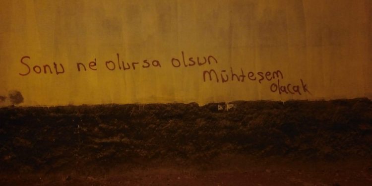 Elîh’de yazılama çalışması ve havai fişekli eylem