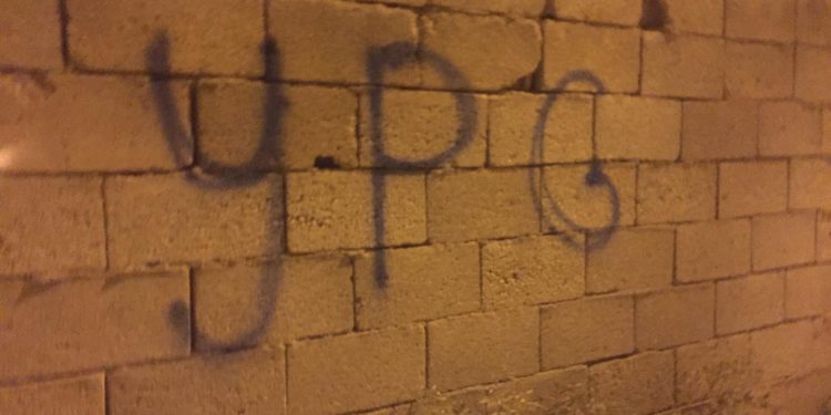 Wan’da Türk işgalciliğine karşı duvar yazılamaları yapıldı