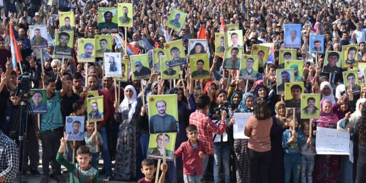 Rojava halkı işgale karşı alanlara çıktı