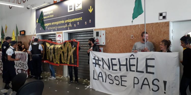 Marsilya’da havaalanı ve otoyolda sivil itaatsizlik eylemi