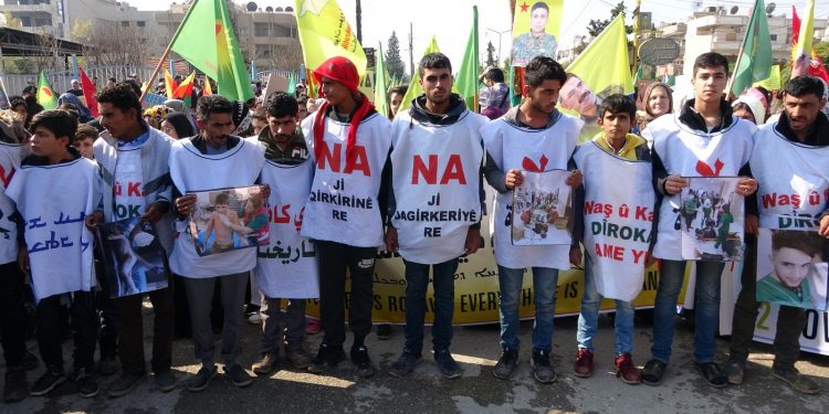 Qamişlo halkı alanlarda: ‘Her Yer Rojava Her Yer Direniş’