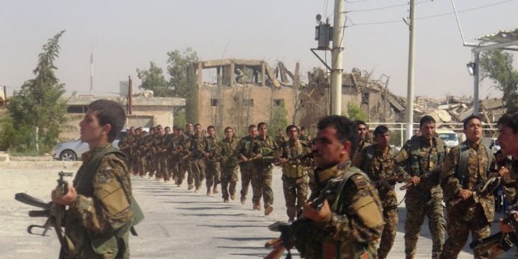 Gençlerin işgale karşı seferberliğe katılımları sürüyor