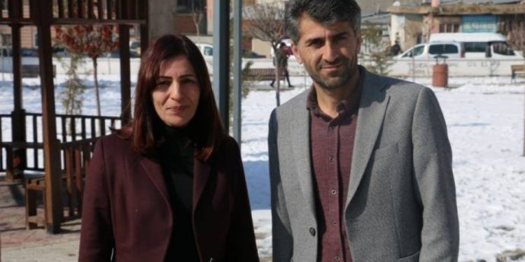 İpekyolu Belediyesi Eşbaşkanları gözaltına alındı