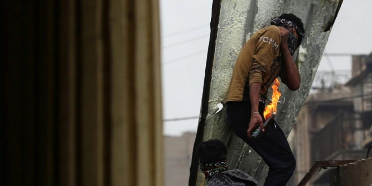 Irak halkının eylemleri Irak Başbakanı’nı istifa etmek zorunda bıraktı