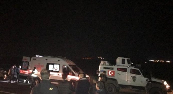 Nisêbîn’de işgal aracı geçişi sırasında patlama: 2 işgalci yaralandı