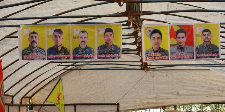 Qamişlo şehitleri uğurladı