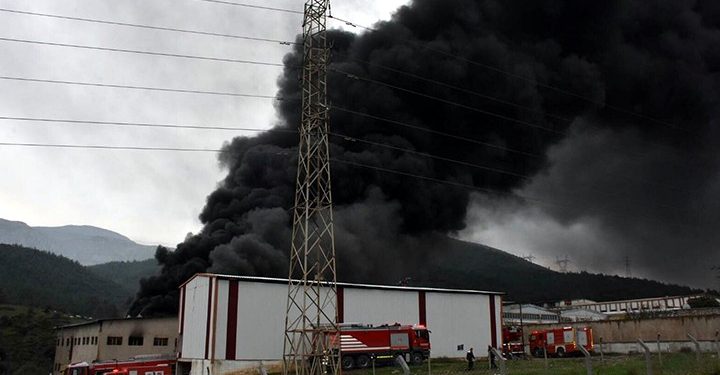 SON DAKİKA-Ateşin Çocukları İnsiyatifi’nden, İzmir’de ateşten eylem