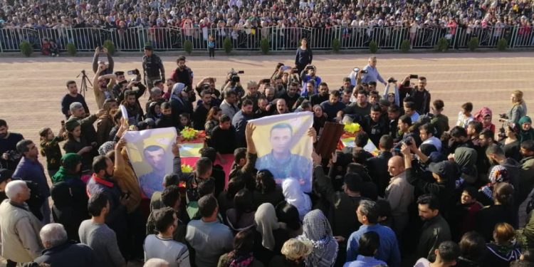 Cenga Rojava Direnişi şehitleri Dêrik’te uğurlandı