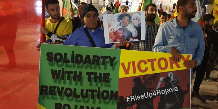 Atina’da Rojava’ya işgal saldırıları protesto edildi