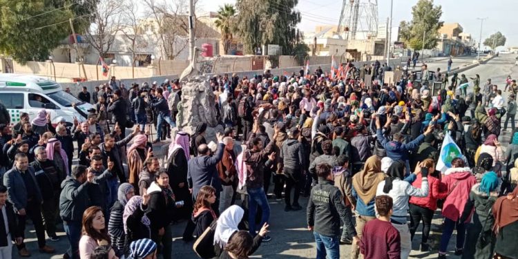 Halk işgal saldırılarına karşı Eyn Îsa’da toplandı-YENİLENDİ