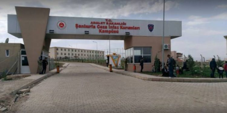 Hasta tutsak yaşamını yitirdi