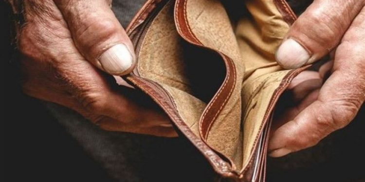 Türkiye’de asgari ücret alan yoksulluk sınırının altında yaşıyor