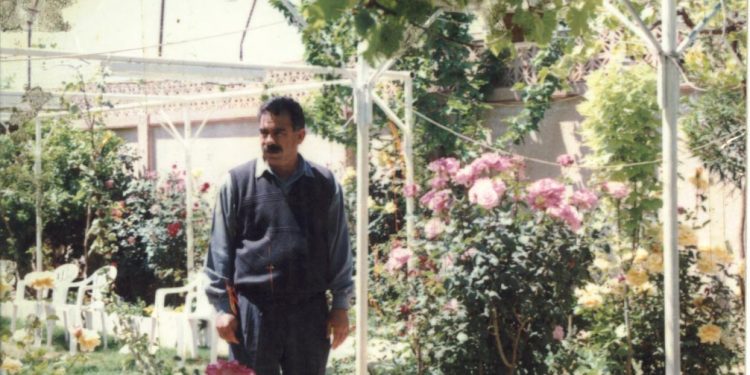 Aileler İmralı’ya gitmek için başvurdu