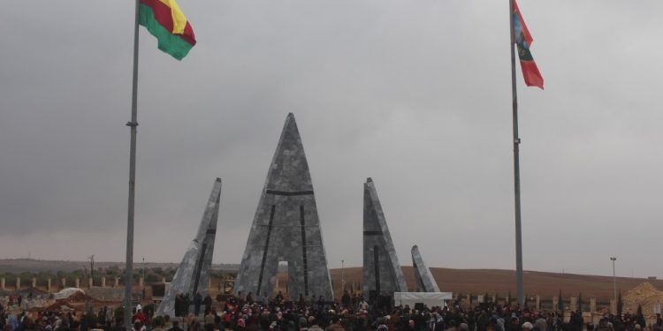 Cenga Rojava Direnişi şehitleri Kobanê’de uğurlandı